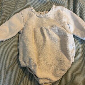 🇫🇷 Lilinoa Long Sleeve Onesie – Size 12–18M 🇫🇷